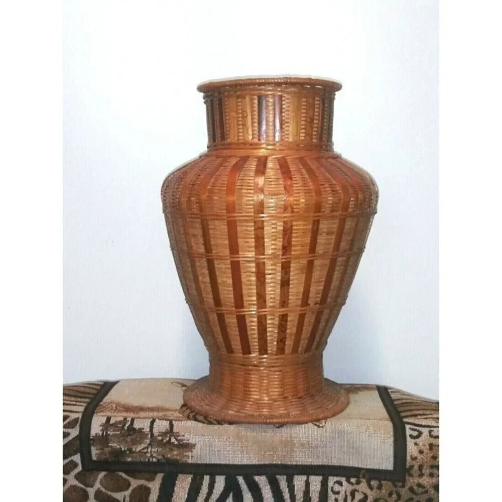 Vintage wicker Vase Bamboo rattan 13.5